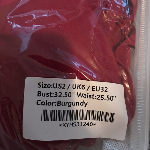 Red prom dress or bridesmaid dress - Picture 4 of 4